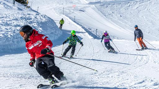 Mittwochnachmittagskurs Ski Kinder - Einheimische und Feriengäste title image